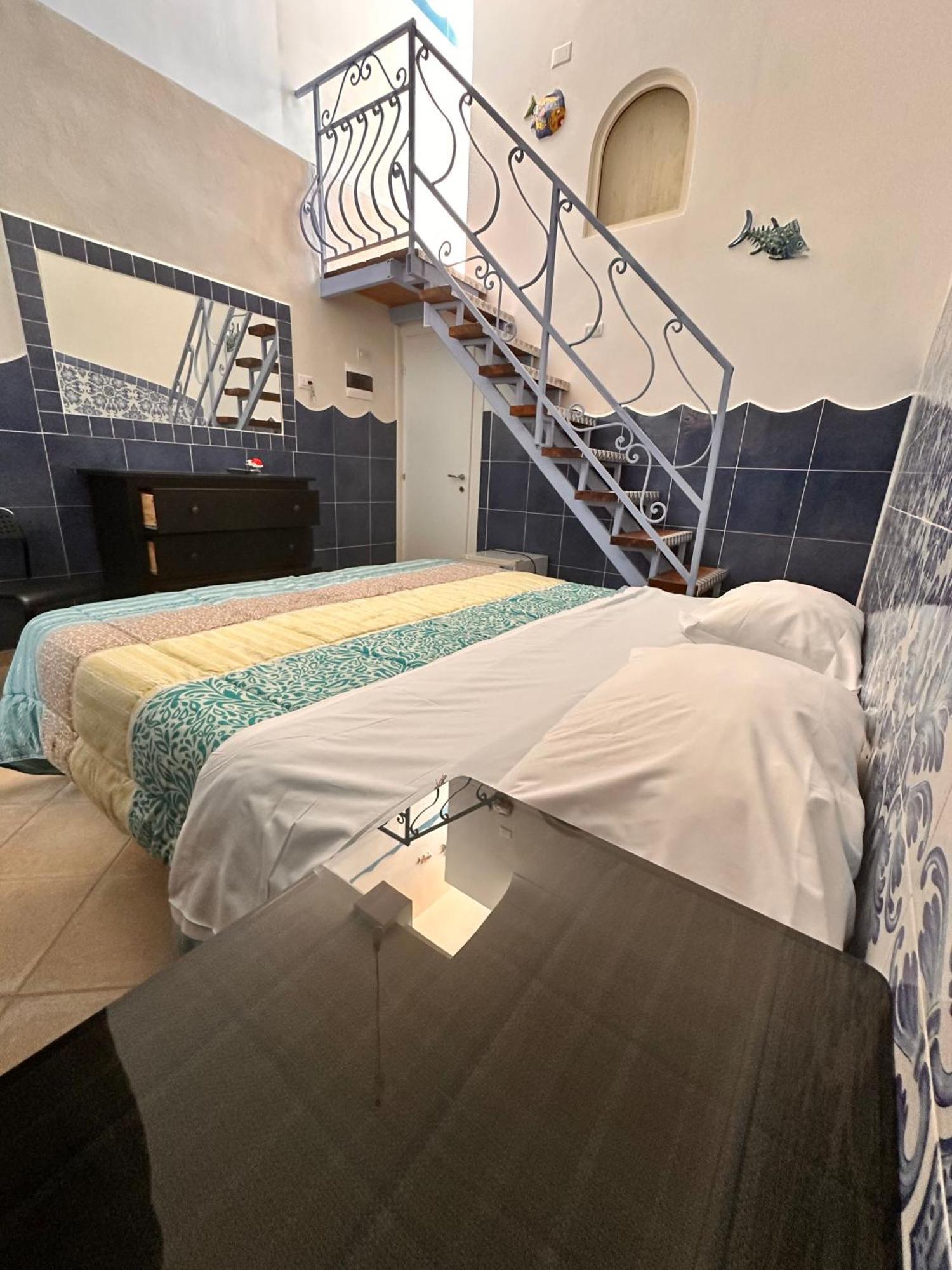קאפרי Hotel 4 Stagioni מראה חיצוני תמונה